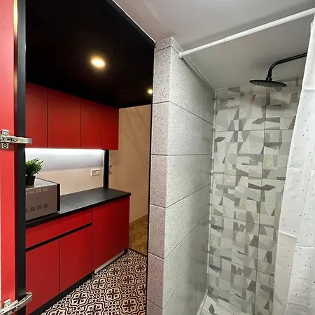 Metropolis On Pekarska 2 *