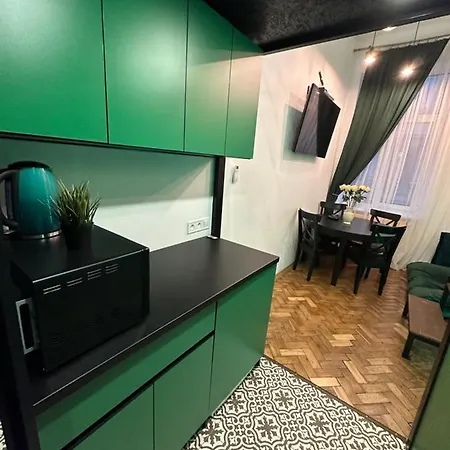 Metropolis On Pekarska 2 *