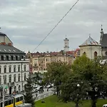 Metropolis On Pekarska 2