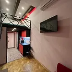 Metropolis On Pekarska 2 Apartment *