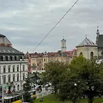 Metropolis On Pekarska 2 Apartment Lviv