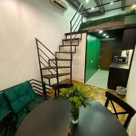 Metropolis On Pekarska 2 Apartment *