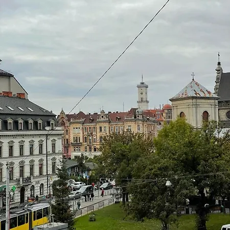 Metropolis On Pekarska 2