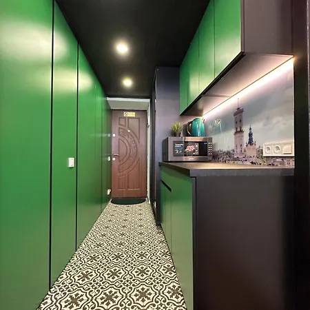 Metropolis On Pekarska 2 Apartment *