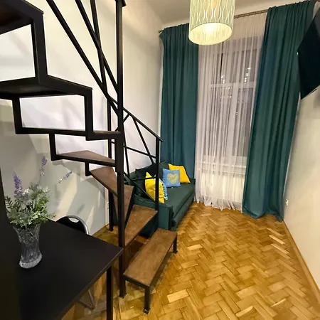 Metropolis On Pekarska 2 Apartment *