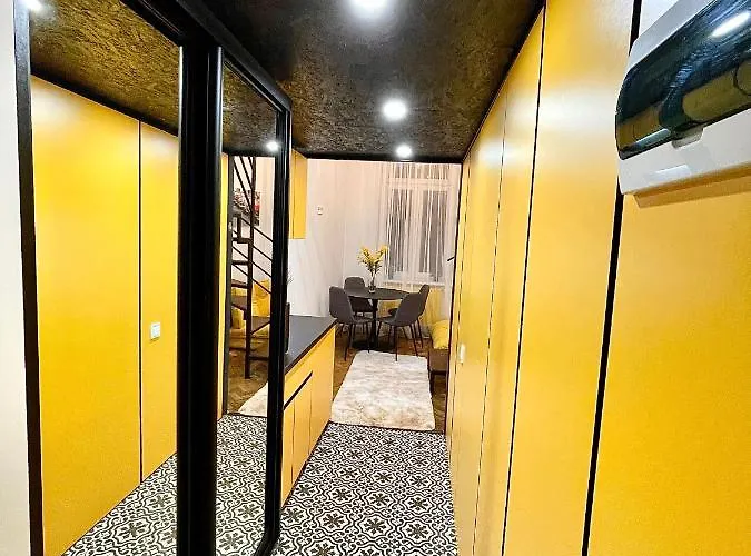 Metropolis On Pekarska 2 Apartamento