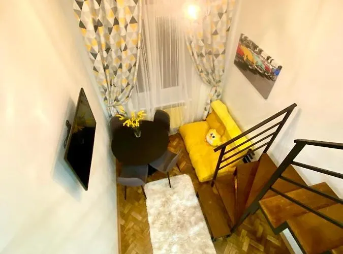 Metropolis On Pekarska 2