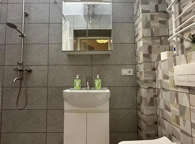 Metropolis On Pekarska 2 *