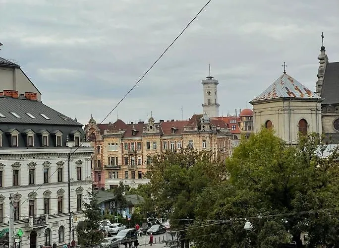 Metropolis On Pekarska 2