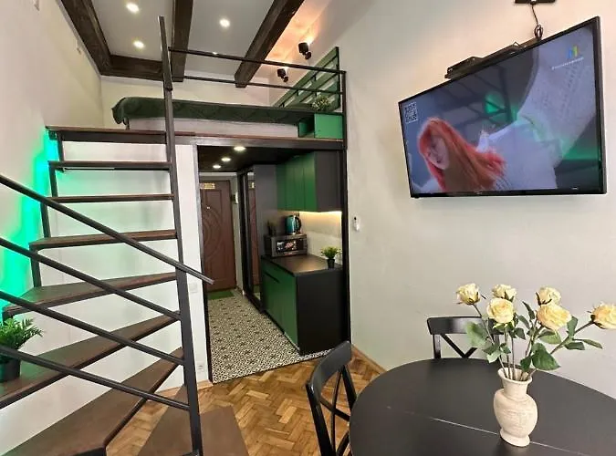 Metropolis On Pekarska 2 *