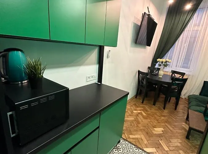 Metropolis On Pekarska 2 *