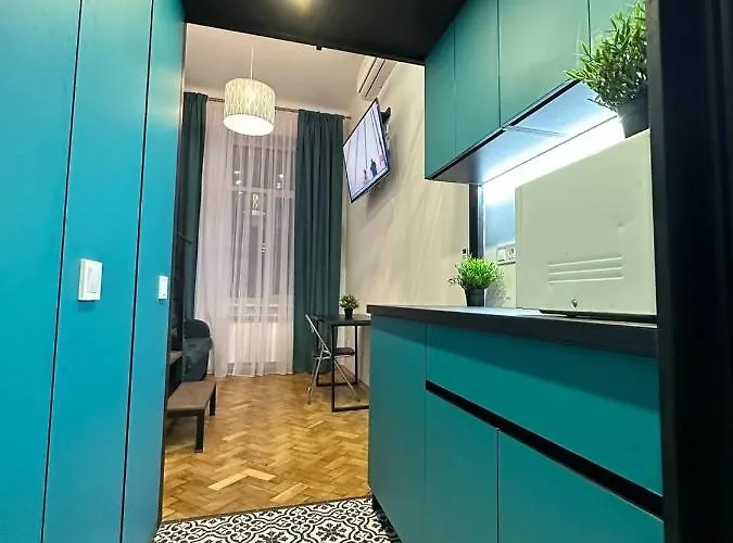 Metropolis On Pekarska 2