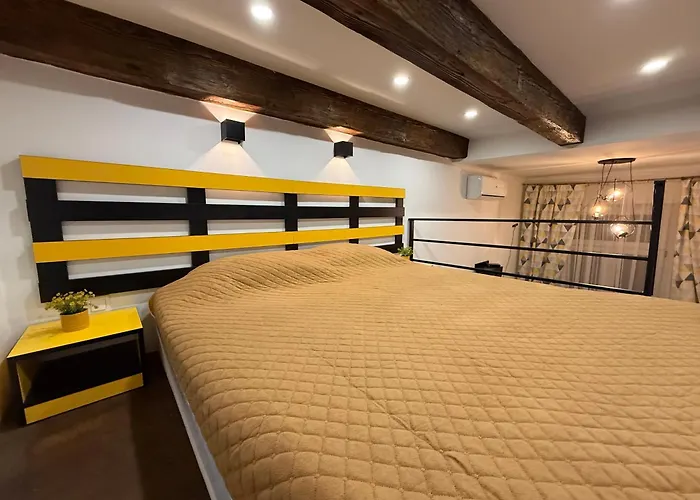 Metropolis On Pekarska 2 * Lviv